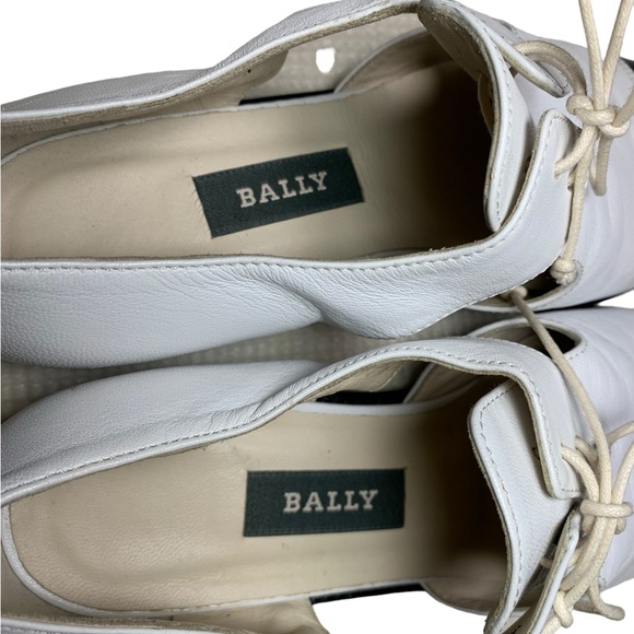 Bally, fine leather and Crocodile Flats - Picture 6 of 13